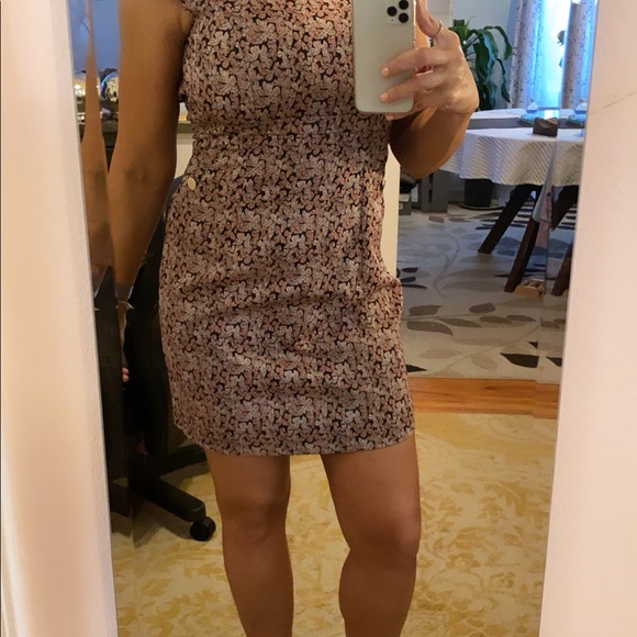 Dress - Picture 4 of 7